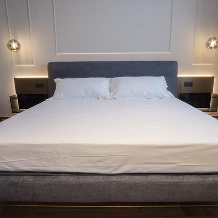Palazzo Danisi Rooms&Suites Bari Kültér fotó
