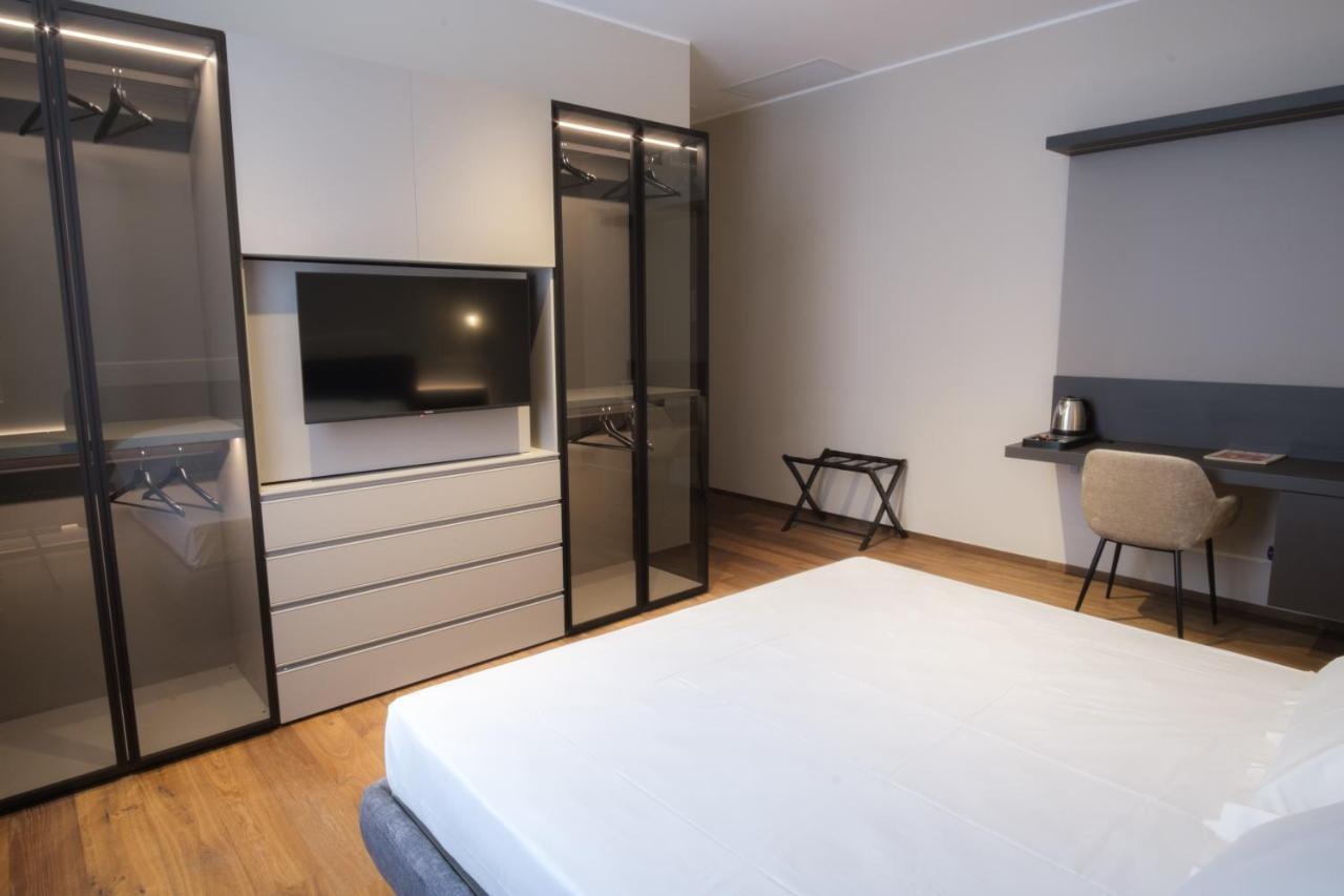 Palazzo Danisi Rooms&Suites Bari Kültér fotó